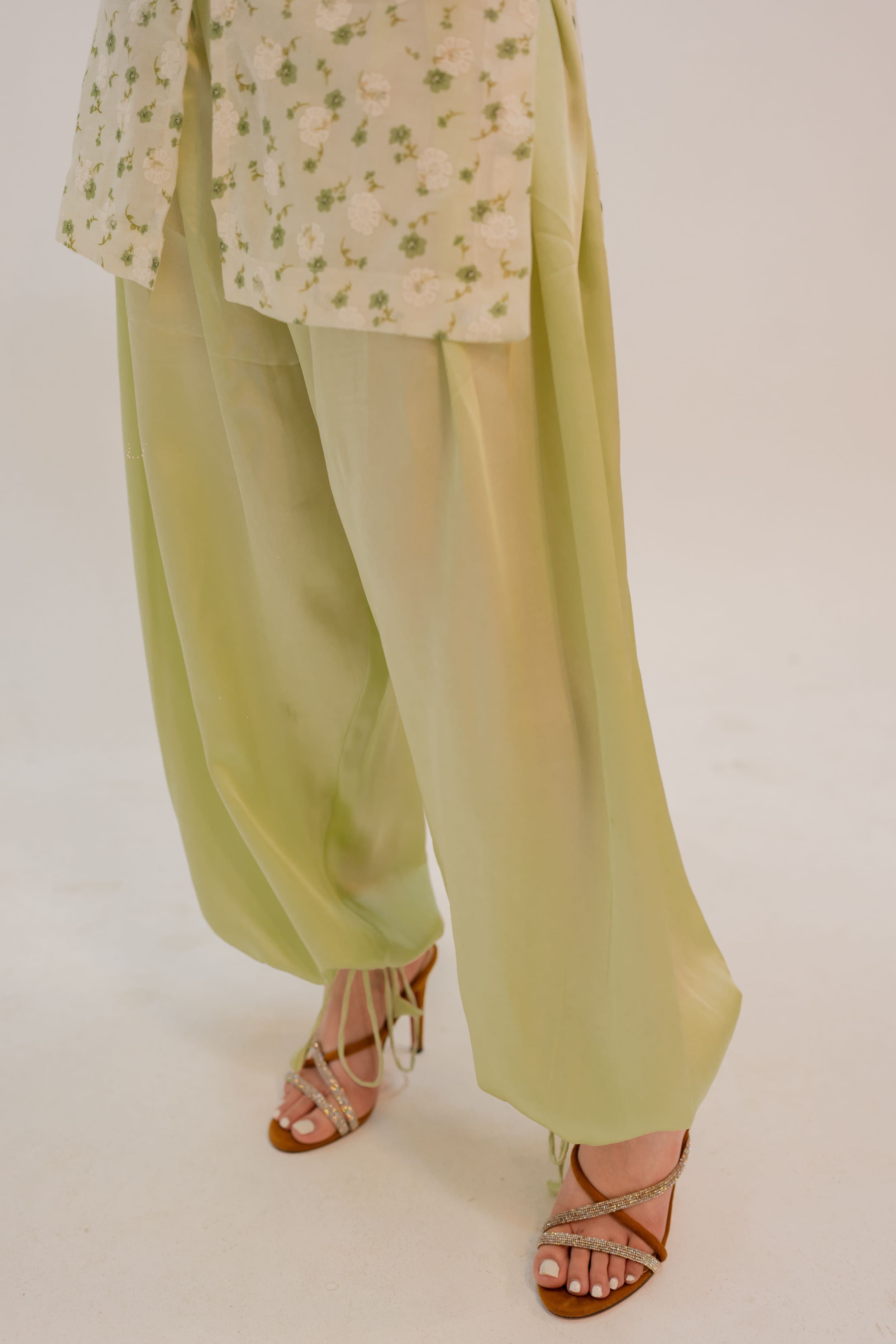 Pistachio Bloom